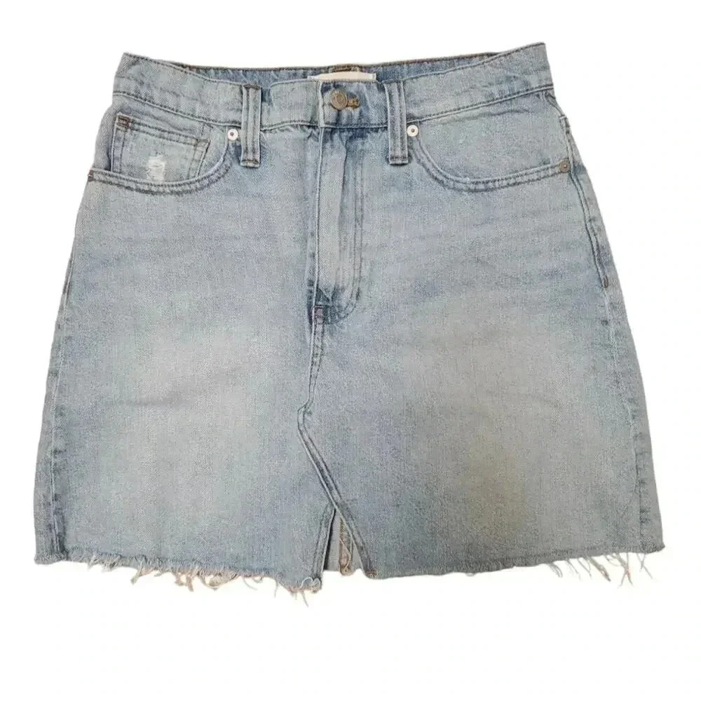 Madewell Rigid Denim A-Line Mini Skirt in Lunar Wash: Cutout Edition 27